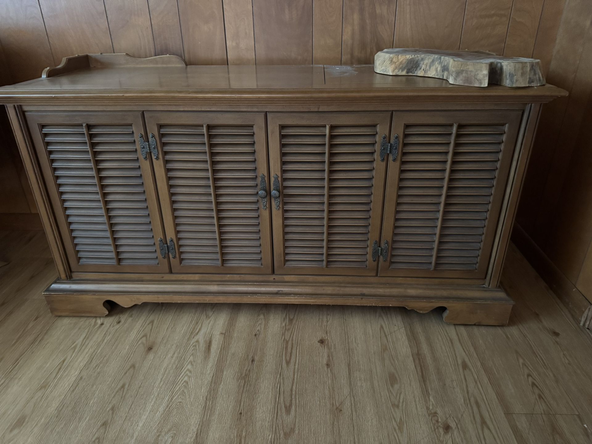 Vintage Record Player Cabinet w/built in Speakers
