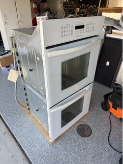 Double convection oven and microwave