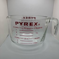 Vtg 8 cup pyrex measuring cup