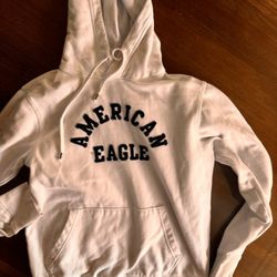 8 Men’s AE, Aero, Sweat Pants, Hoodies