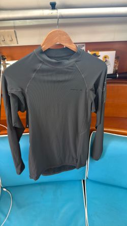 O’Neil rash guard