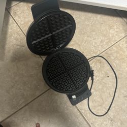 Waffle Maker 