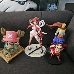 Anime Figures (One Piece, My Hero Academia)