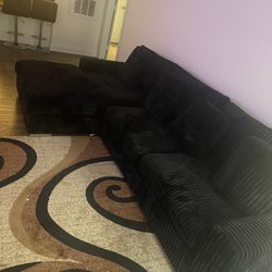 Black 3 Piece Sectional 