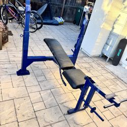 Weight Bench 