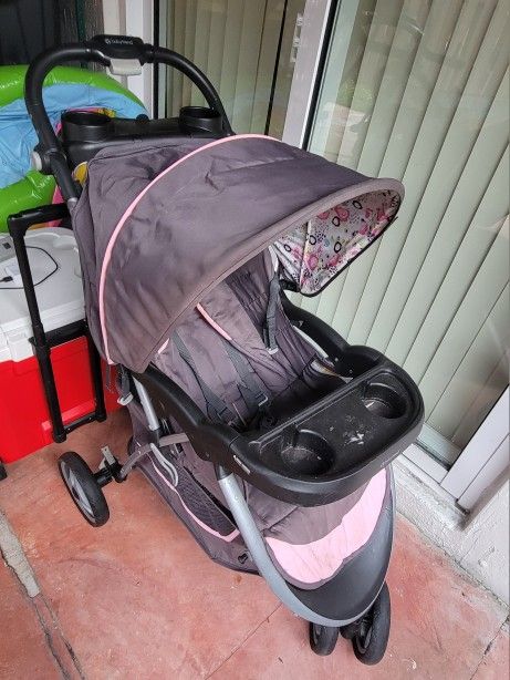 Baby Stroller in Good Condition + Car Seat + Car Seat Base