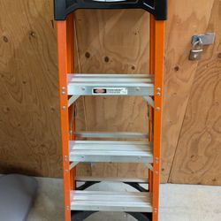 4 ft. Step Ladder (8 ft. Reach Height)