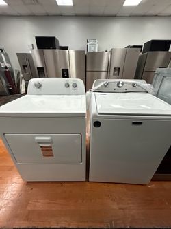 Whirlpool electric dryer + Maytag top load washer | In White Mix Match Washer + Dryer Set