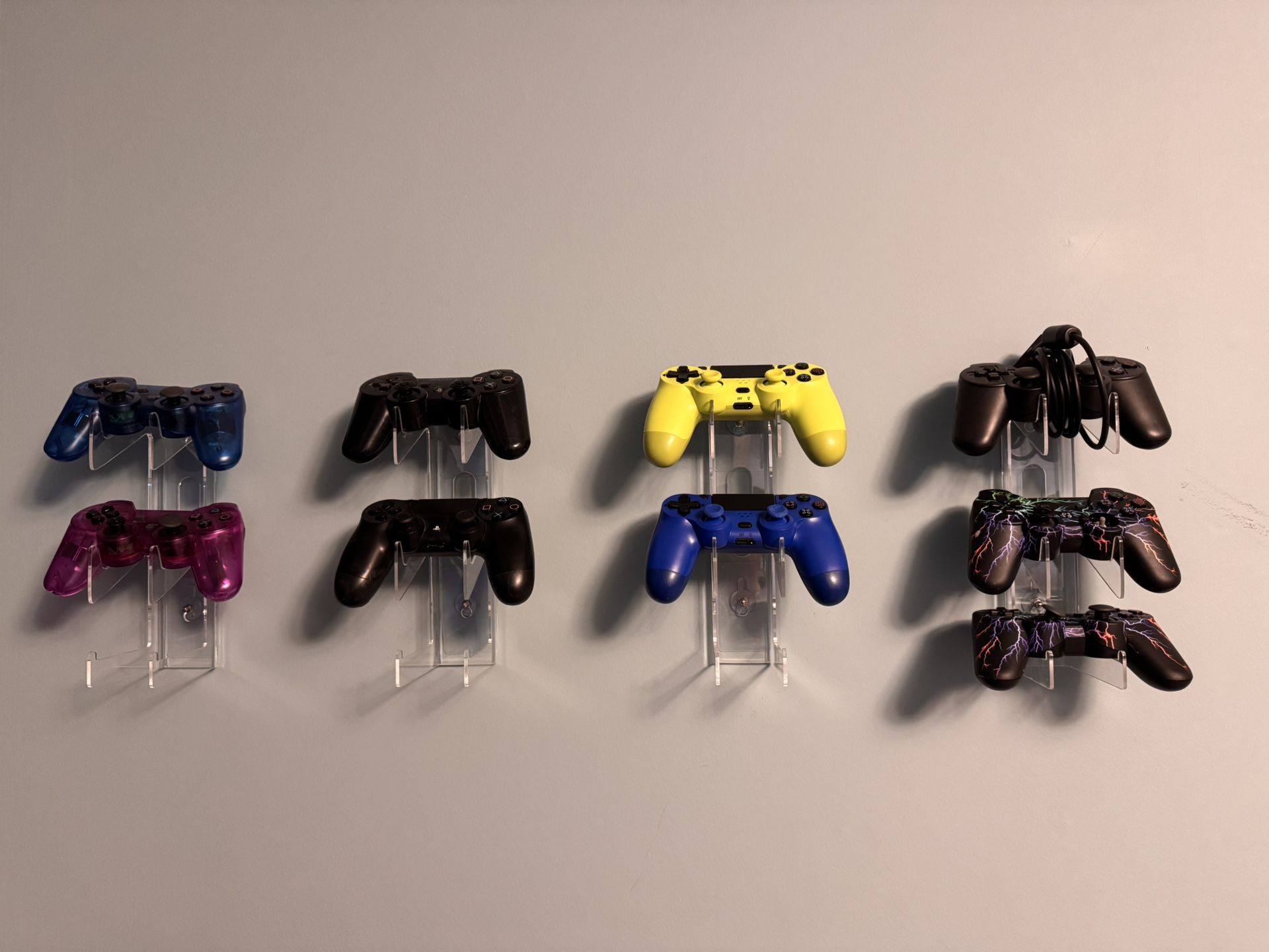 4 Controller Holder 