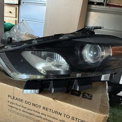 2013  Dodge Dart Headlight 