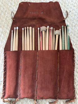Lot of ~20 Drumsticks + 2 Felt Mallets in Suede Leather Stick Bag Vic Firth