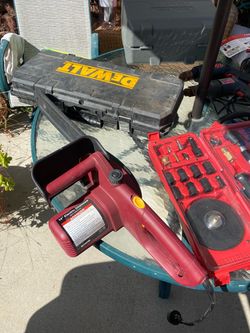 Electric chainsaw 14 inch made by Chicago Electric chainsaw