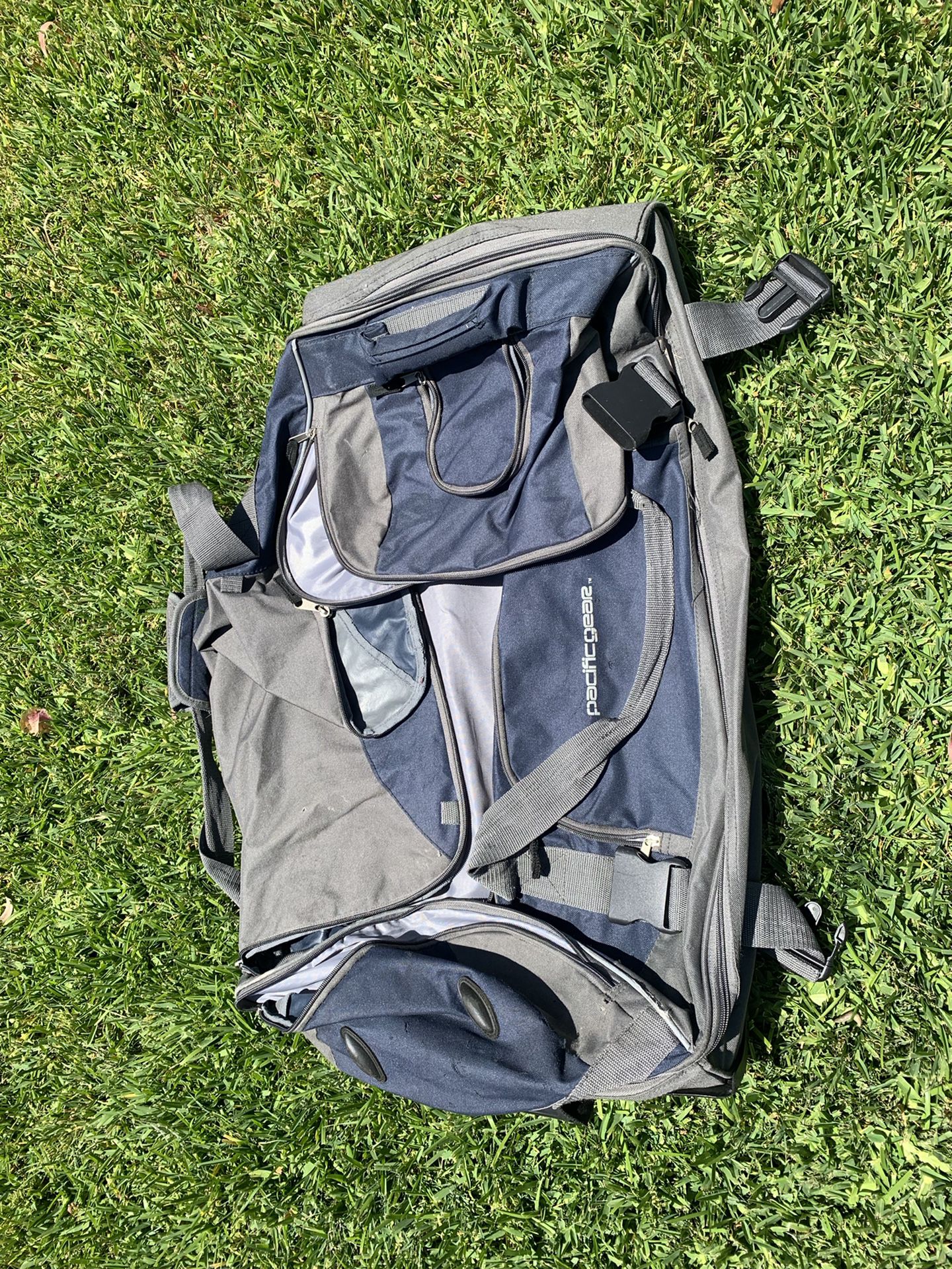 Pacific Gear Duffle Bag/ Gym bag