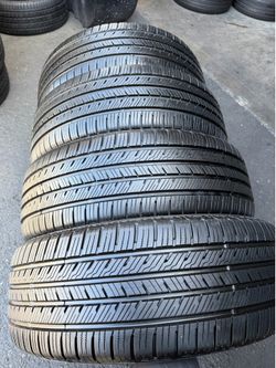 Set 235/60R18 XL Yokohama Tires