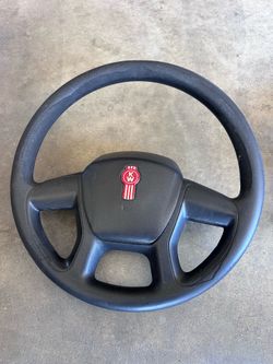 Kenworth T680 steering wheel