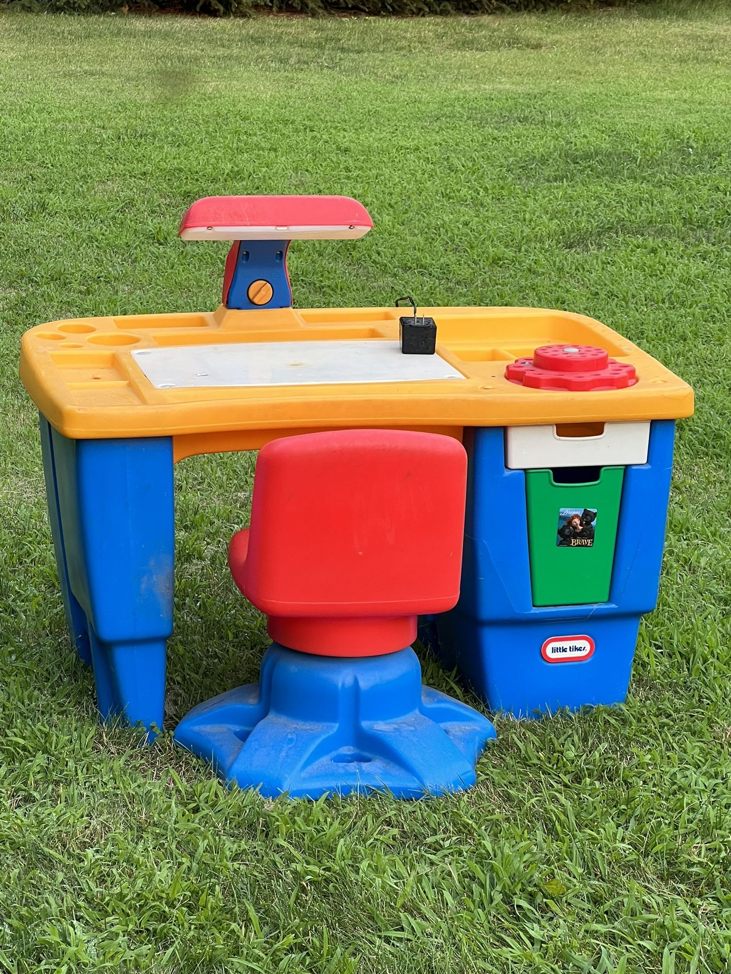 Little Tikes Desk with Chair and Light