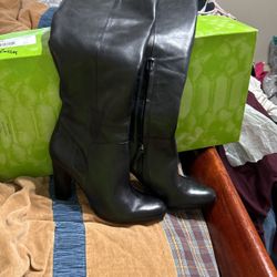 Sam Edelson  Black Leather Boots -