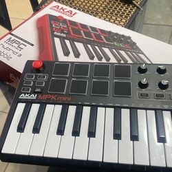 AKAI PROFESSIONAL MPK MINI