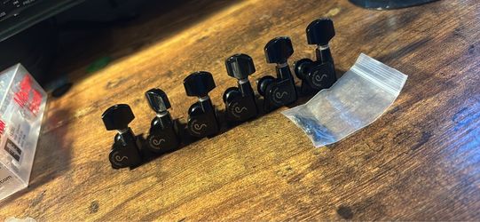 Schaller Tuning Machine heads 6 In-Line reverse/lefty