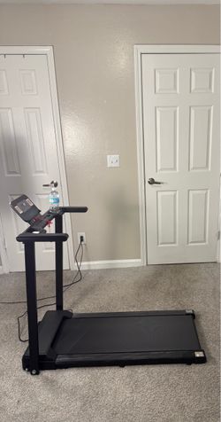Like New Treadmill – App Compatible – Excellent Condition