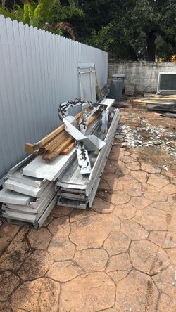 Free Aluminum and 2x4 and plywood