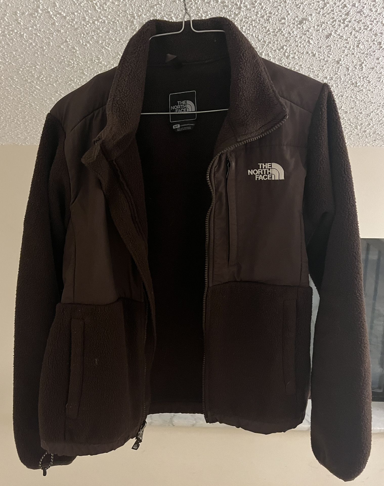 The North Face Glacier Fleece brown jacket! Size small