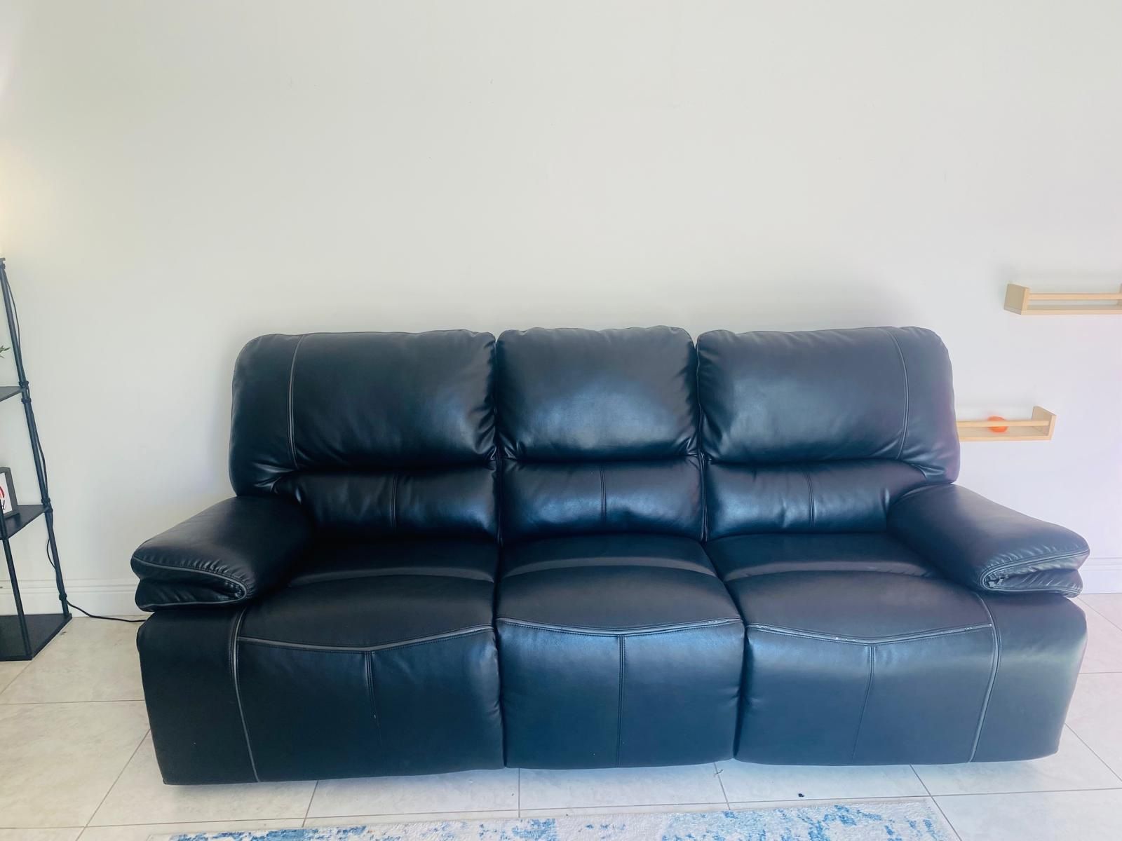 LEATHER ELECTRIC RECLINER SOFA