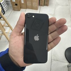 iPhone SE 2nd Gen 64GB Unlocked $149 Cash Or Card!!