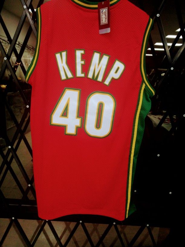 Shawn Kemp Seattle SuperSonics 95-96 Jersey for Sale in Malden, MA - OfferUp