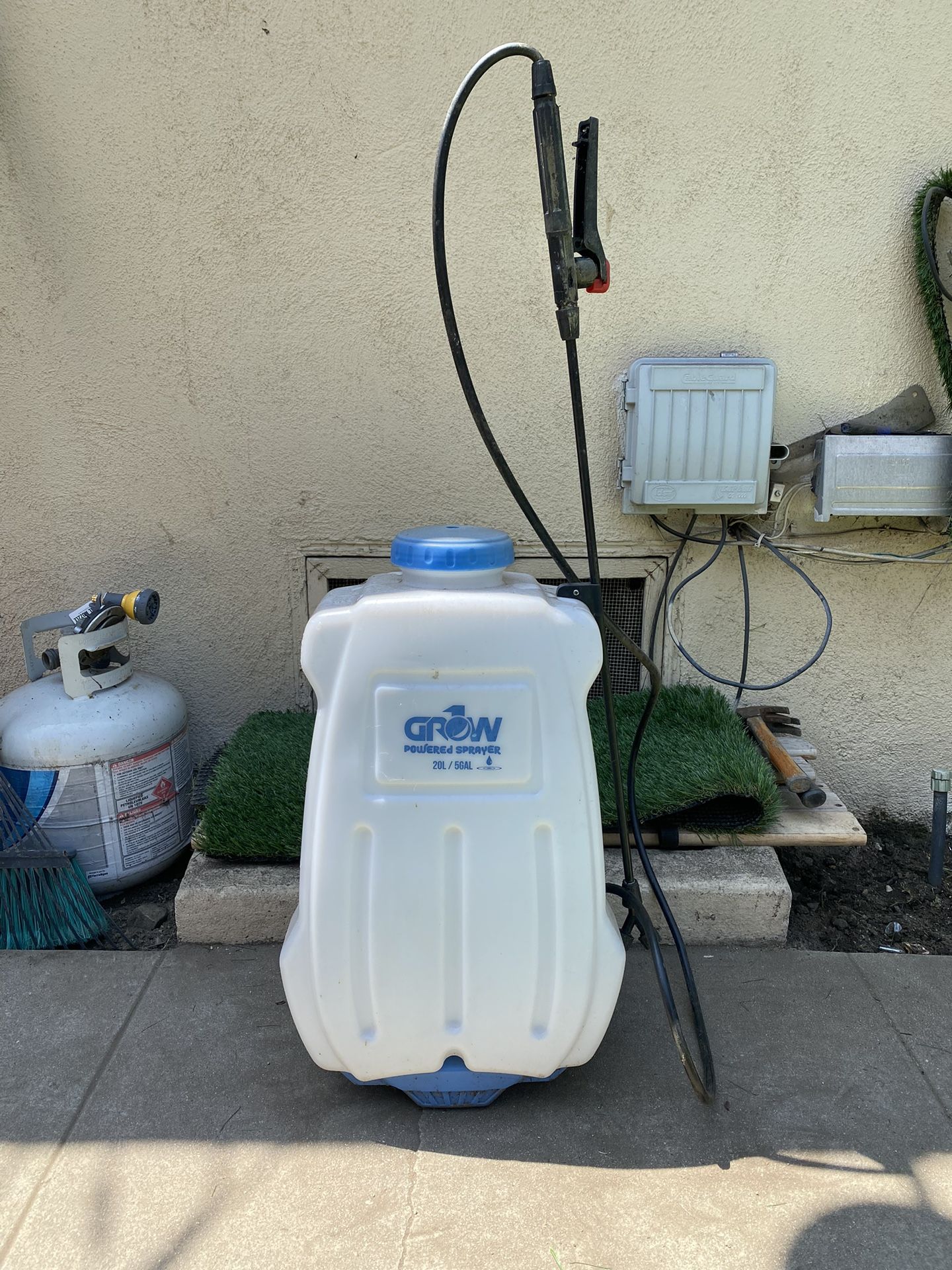 Powered Backpack Sprayer GROW
