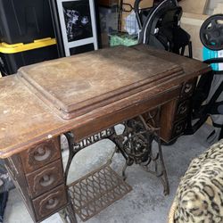 Vintage Singer 