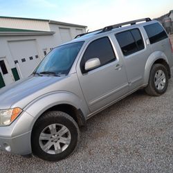 Nissan Pathfinder 
