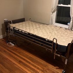 Electric Hospital Bed With App Pad And Other Accessories 