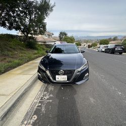 2022 Nissan Altima 2.5 SV
