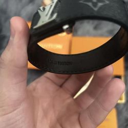 Luxury Black Wristband