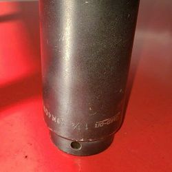 SNAP-ON TOOLS# SIM400  Heavyduty  1/2" DRIVE  6-POINT 1- 1/4" Flank Drive Deep Impact Socket 
