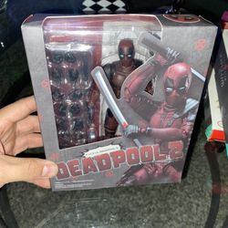 Deadpool 2 Action Figure