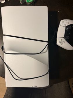 Sony PlayStation PS5 Slim Disc Edition 1TB – Like New – Controller + Box