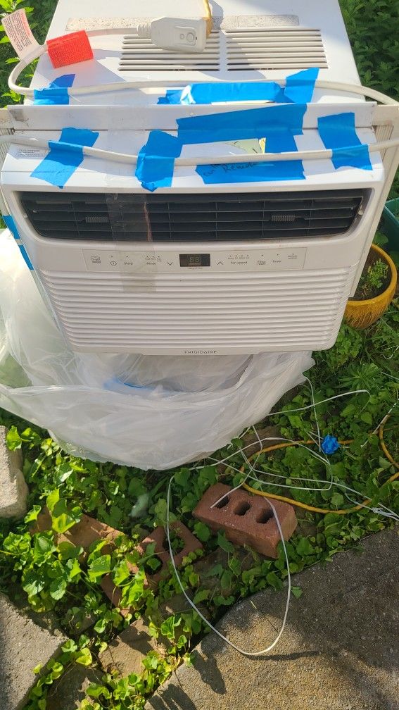 10200 BTU Air Conditioner