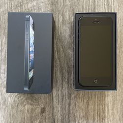 Iphone 5 for AT&T 16g excellent condition