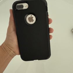 Apple iPhone 7 Plus Silver / White 128 GB, No Cracks, Unlocked For Any Carrier, Comes With Charger And Black Case. 