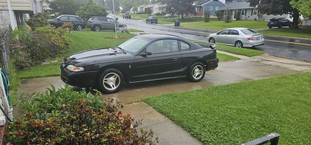 1998 Ford Mustang