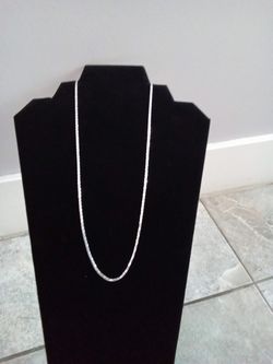 Cadena de plata