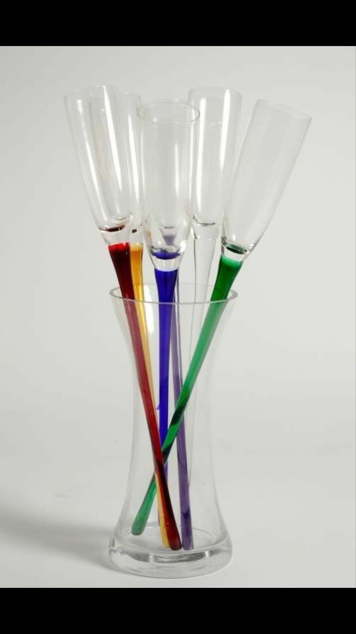 ARTLAND CELEBRATION COLLECTION LEAD FREE CRYSTAL VASE W/ COLORED CHAMPAGNE FLUTES