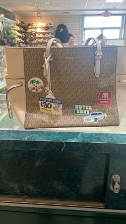 Micheal Kors Tote 
