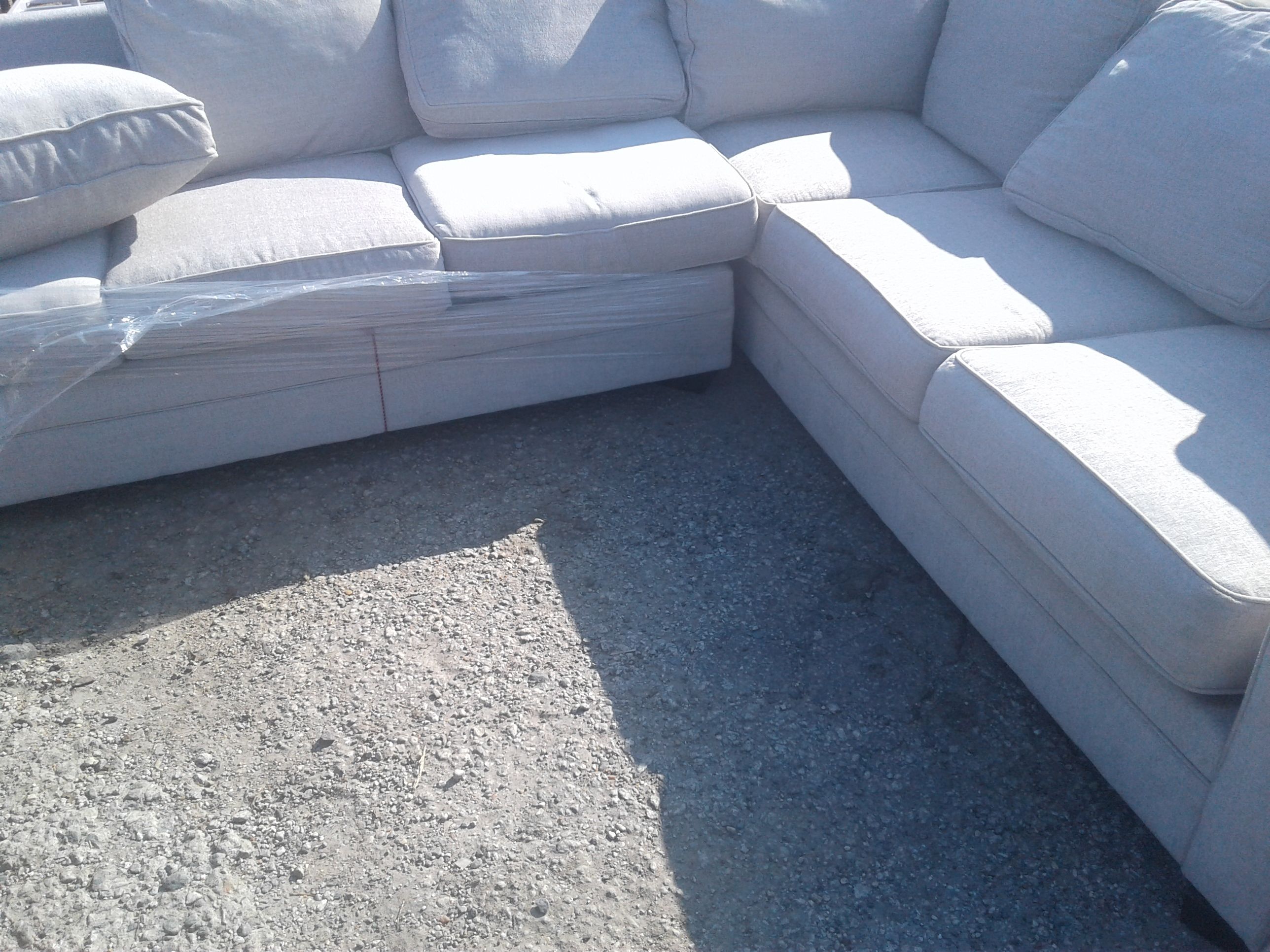 HAVERTYS BECKETT SECTIONAL WITH BED