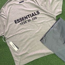 Essentials Fear of God Grey tee