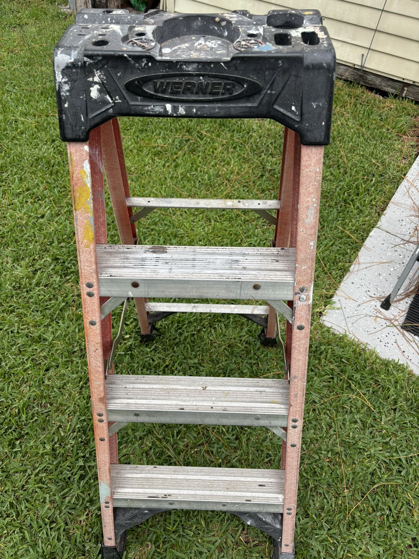 4' Step Ladder