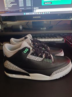 Brand New Jordan 3 Green Glow Men's Size 11
