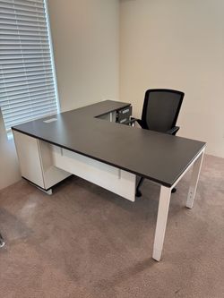 Office Desk - Multiple Sizes and Styles Available